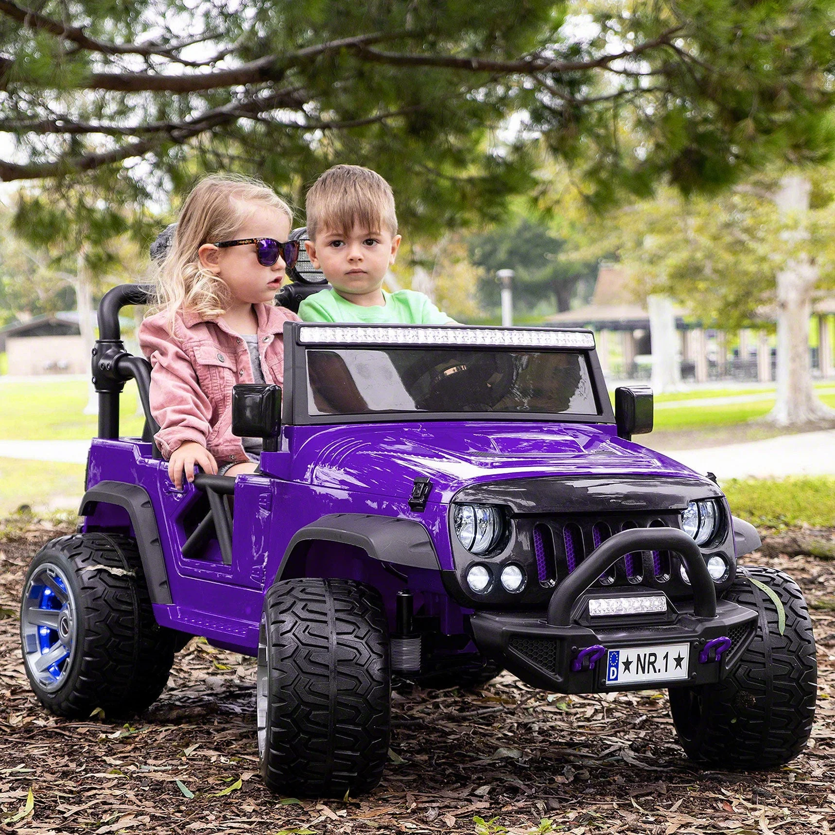 JEEPS & TRUCKS